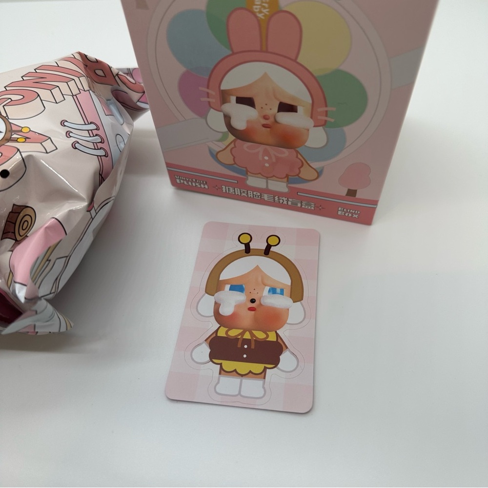 NWT Pop Mart | Crybaby Crying Again Vinyl Face Plush I’ll Bring You A Flower - Picture 3 of 5